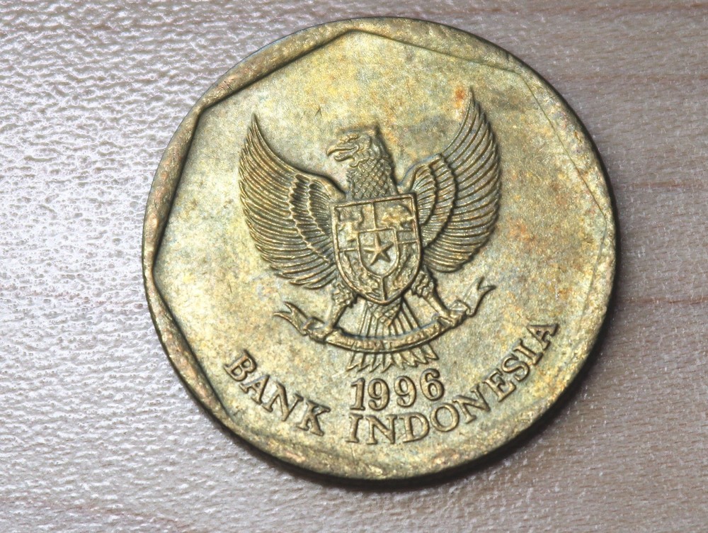 1996 Indonesia 100 Rupiah