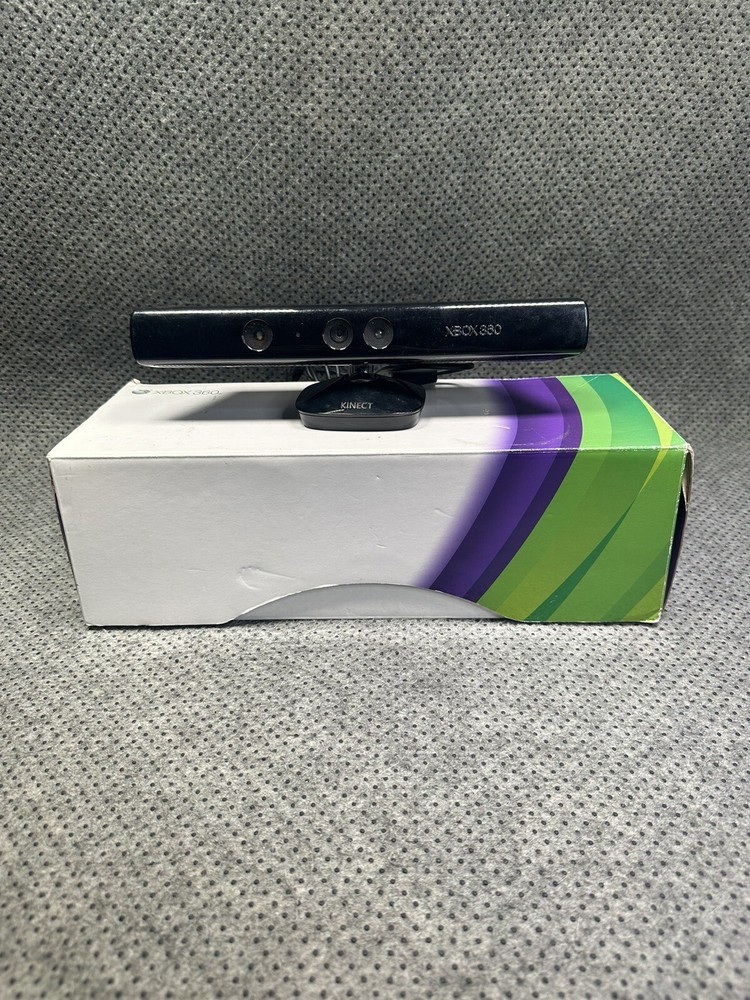 Xbox 360 Kinect with Box WORKS TESTED