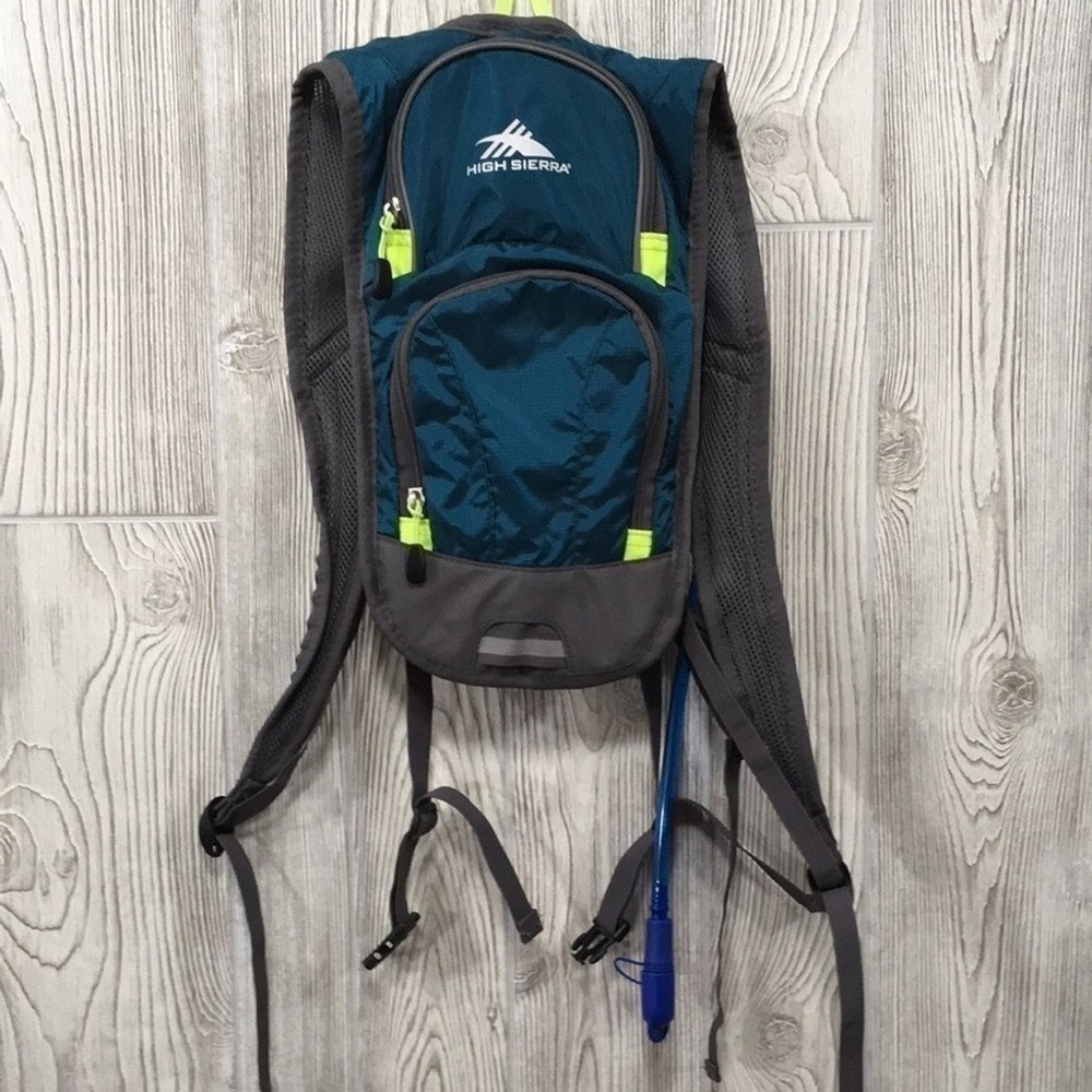 HIGH SIERRA HYDRAHIKE 2L Hydration Backpack Bag