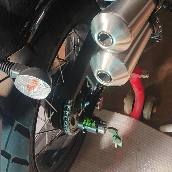 TEKNOBLOCK TRIUMPH SCRAMBLER 1200-X MECHANICAL ANTI-THEFT SYSTEM