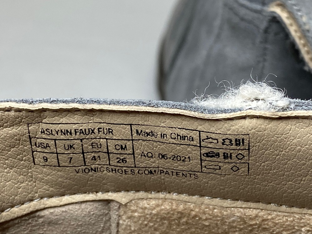Vionic Aslynn Size 9 Gray Water-Repellent Suede Lug Boot