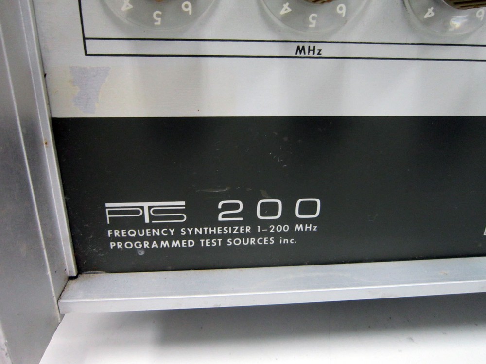 PROGRAMMED TEST SOURCES PTS 160 FREQUENCY SYNTHESIZER ~ PTS160