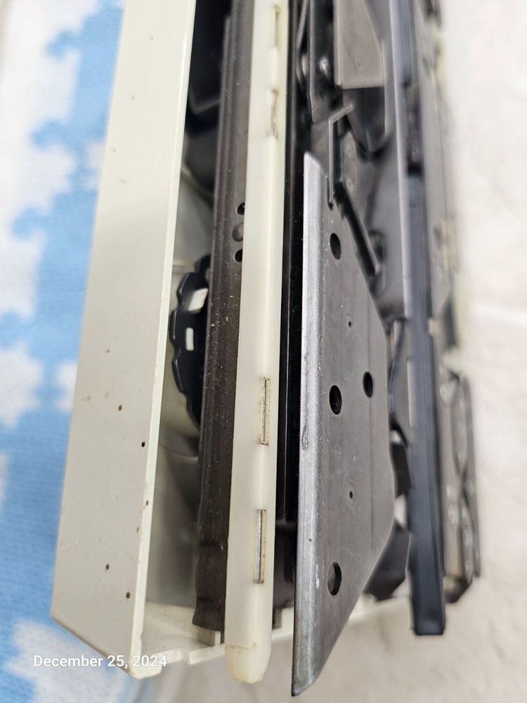 Passap E6000 Knitting Machine Front Lock (Carriage) - TESTED