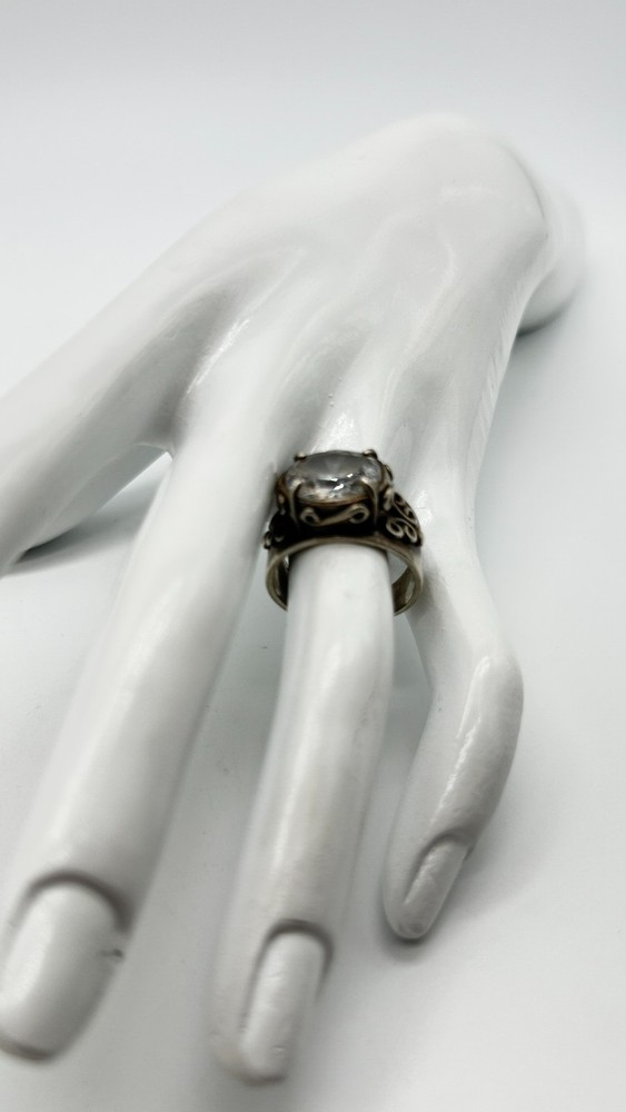Unsigned Sterling Silver Clear Faceted Gemstone Ring Vintage Scrollwork Ring