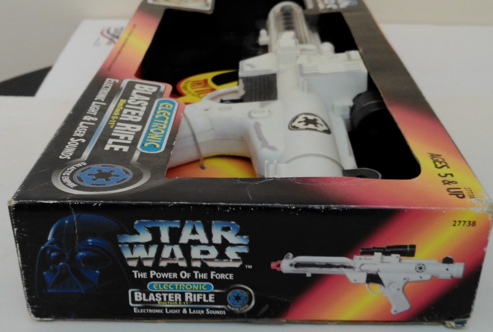 Star Wars STORMTROOPER Electronic Blaster Rifle BlasTech E-11 Galactic MISB