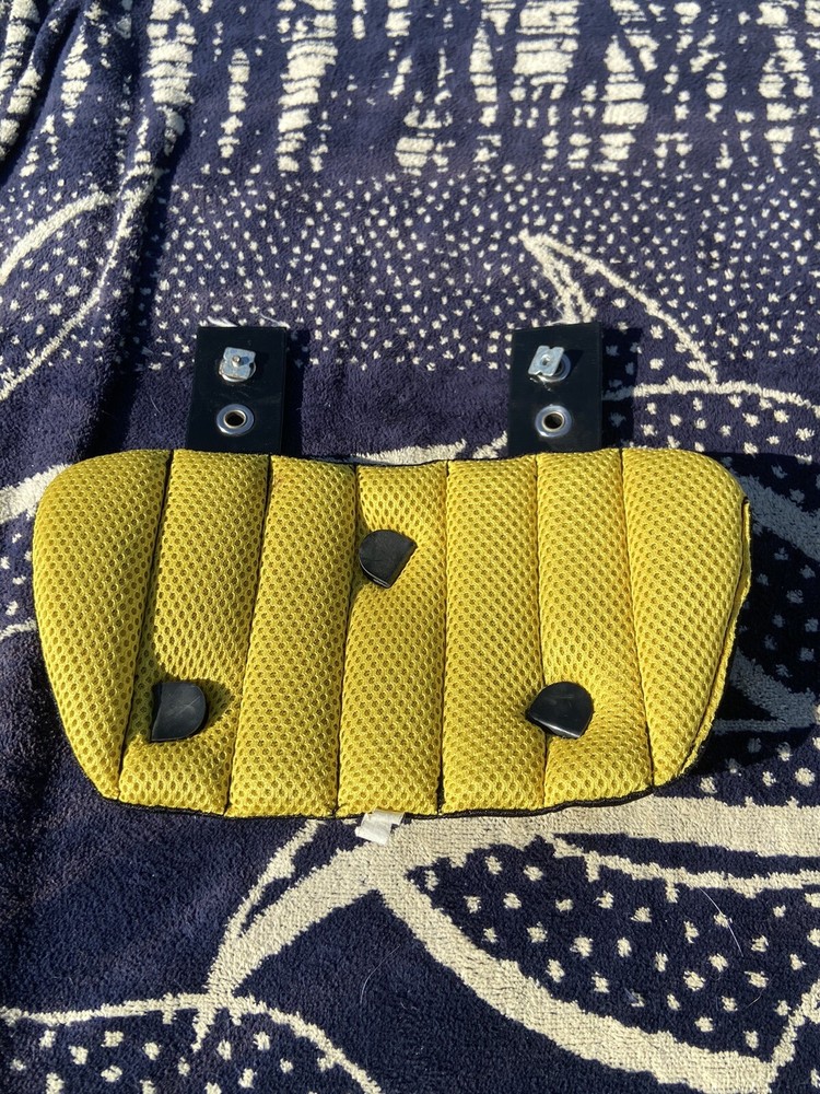schutt back Pad