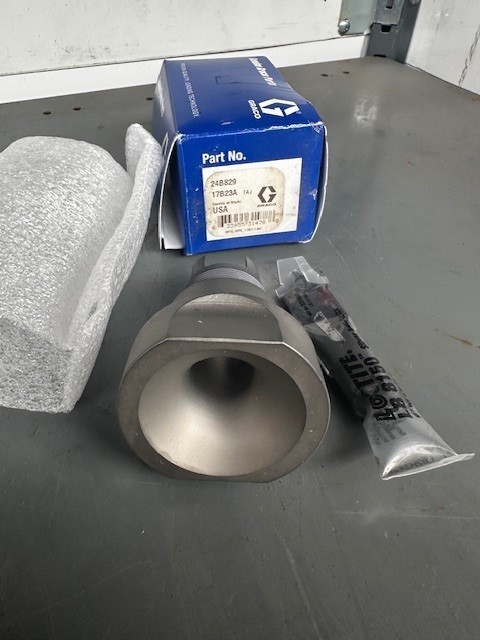 Graco 24B829 Piston Valve