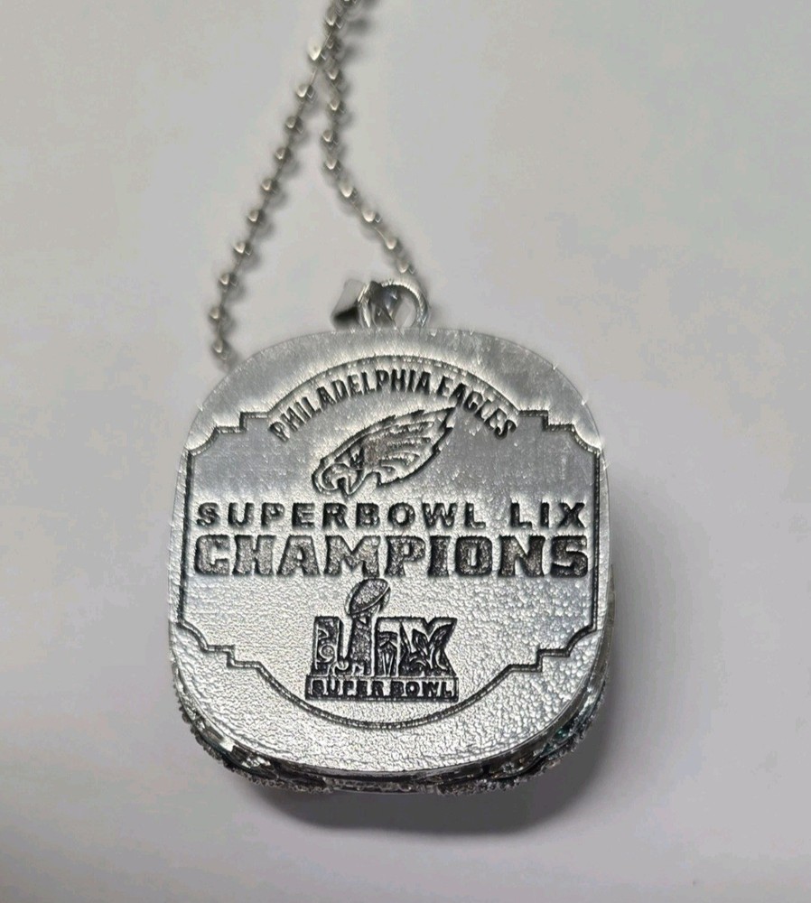 Philadelphia Eagles Necklace (Wings)