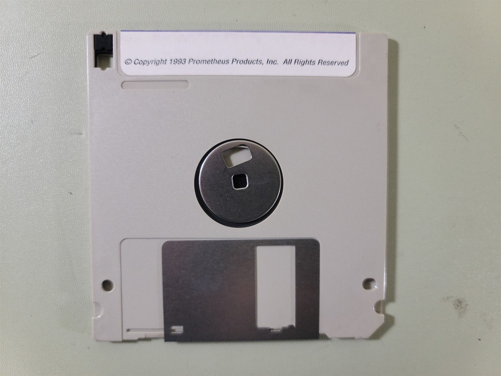 Prometheus MAcKnowledge Communications Software Disk , Version 1.06 MW - 1993