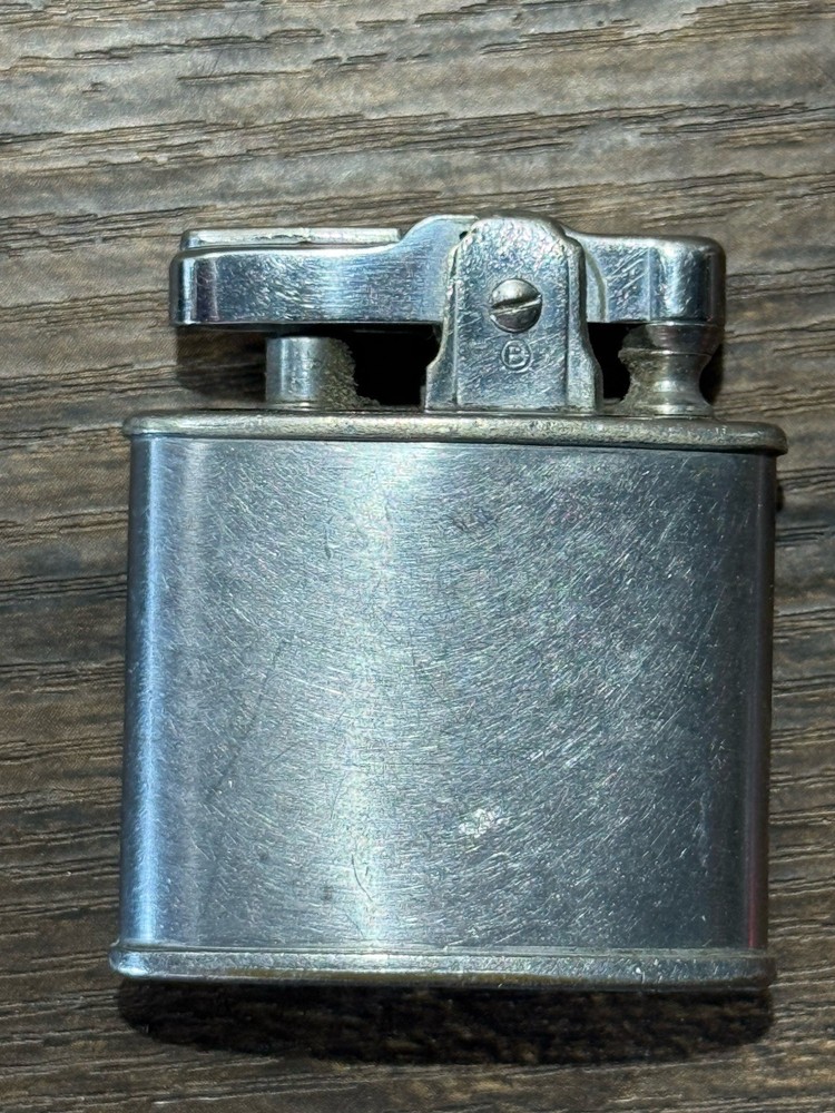 Vintage Ronson Standard Lighter