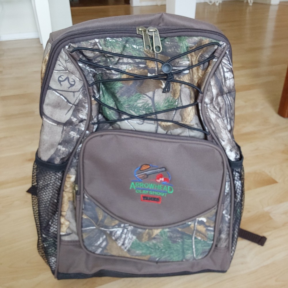 Real Tree pattern Backpack Pocket Camo/brown handle wipeable inside hiking READ