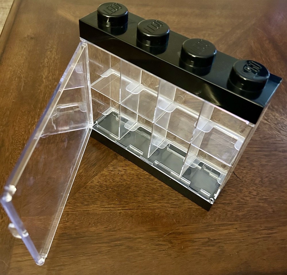 LEGO Minifigure Display Case 8, in Black, Brick Stackable