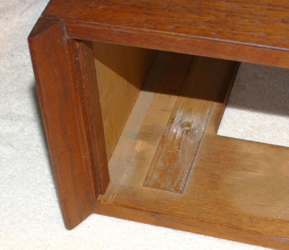 Vintage Bogen Wood Case # WE7*READ*