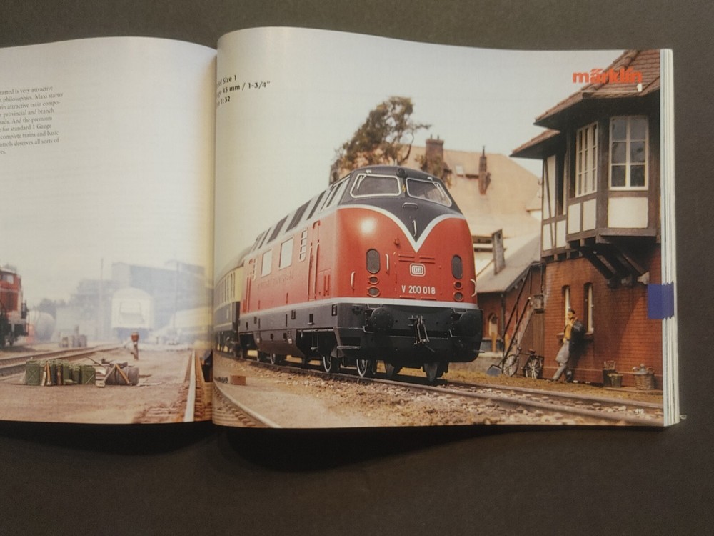 2000/01 E MARKLIN HO TRAIN CATALOG VG