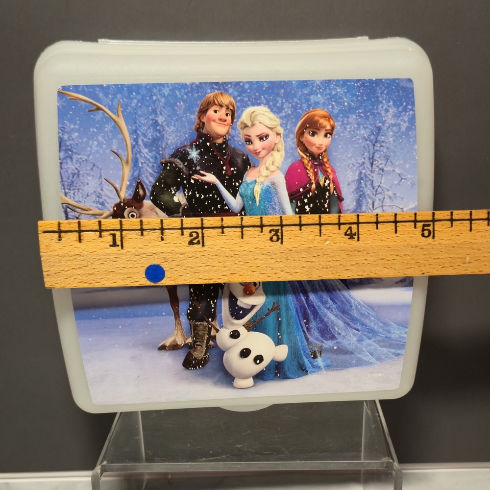 Tupperware Frozen Sandwich Keeper