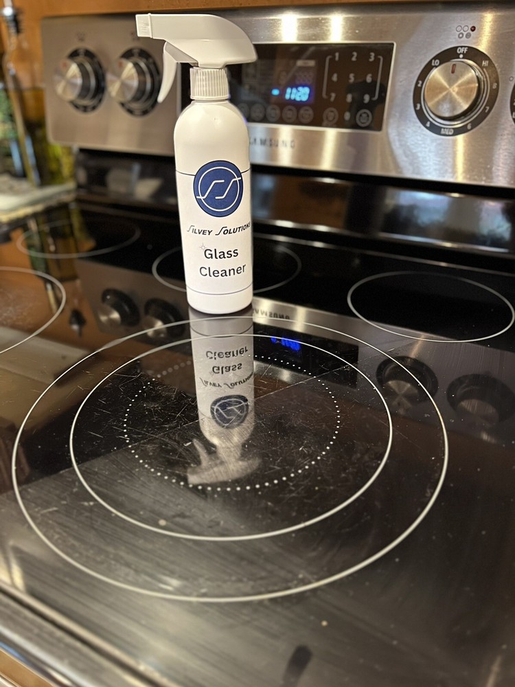 Silvey Solutions Glass Cleaner and Detail Spray Bundle