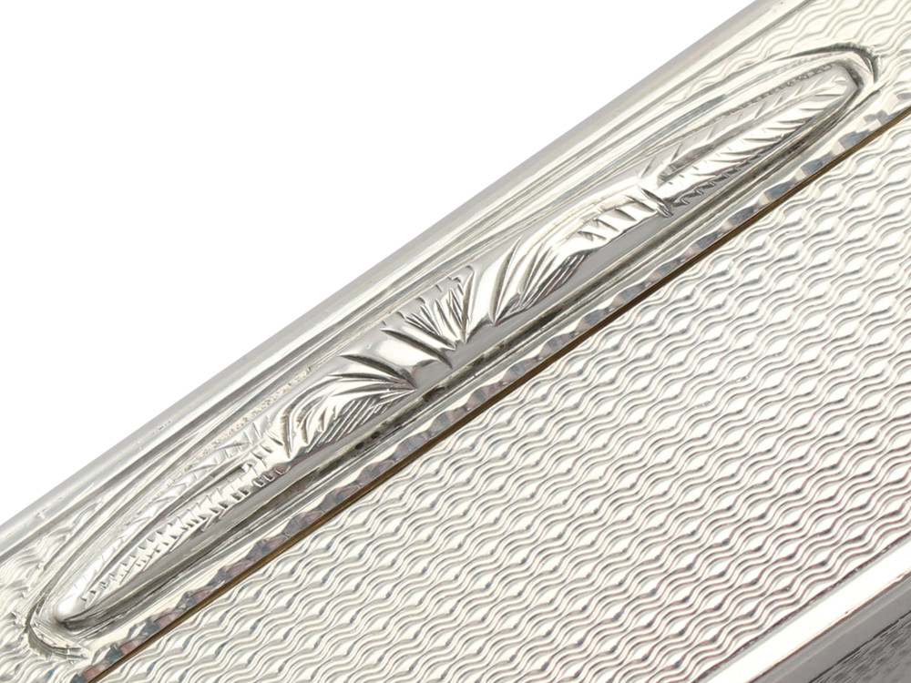Antique Victorian Sterling Silver Table Snuff Box by Frederick Mason