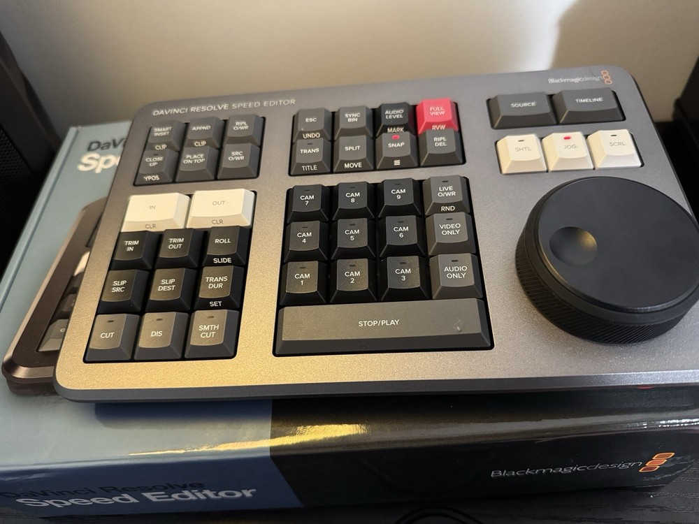 Black-magic davinci resolve speed editor ( No Activation key)