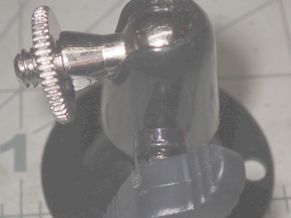 Mountable Camera Mount with screws