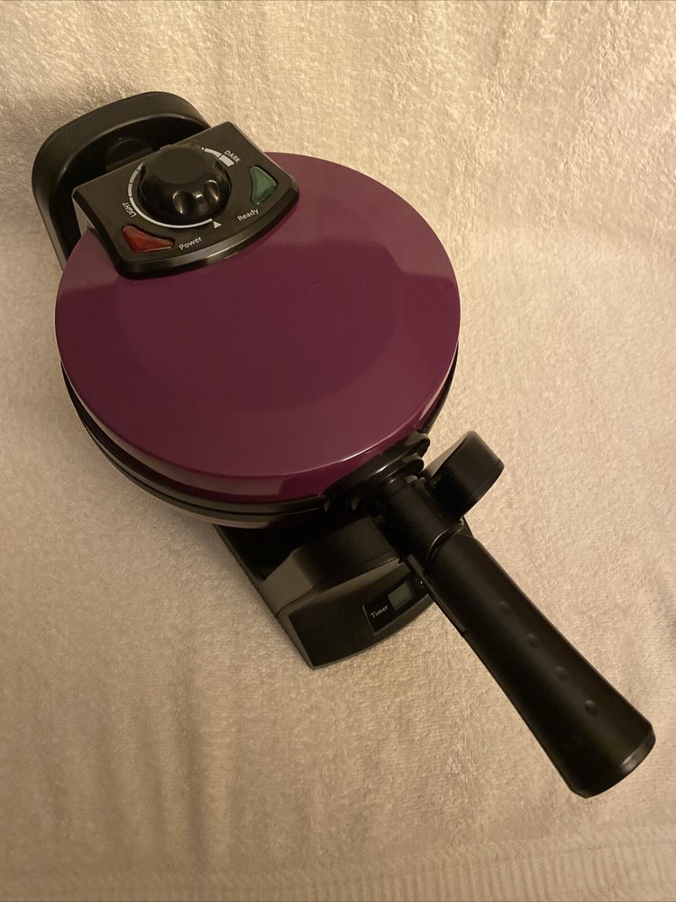 Cooks Essentials Rotating Waffle Maker Model 808