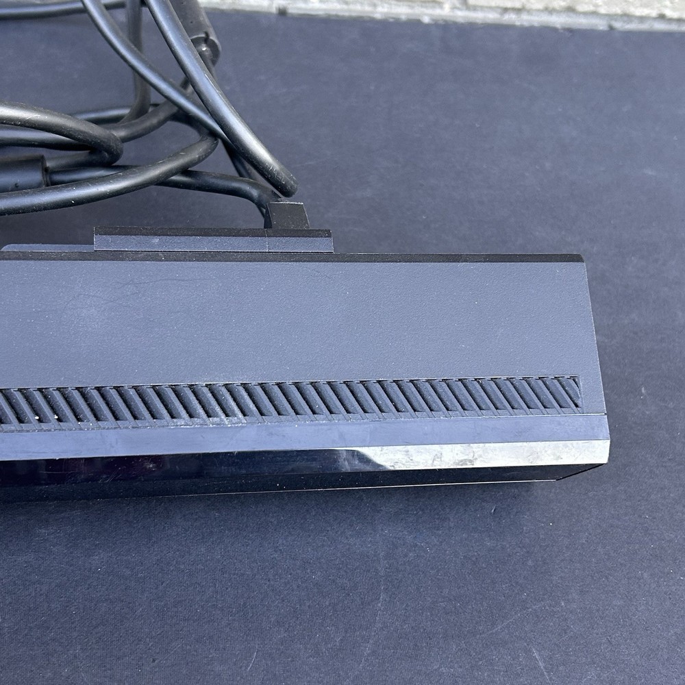Microsoft Xbox One Kinect Connect Sensor Bar Camera Model 1520