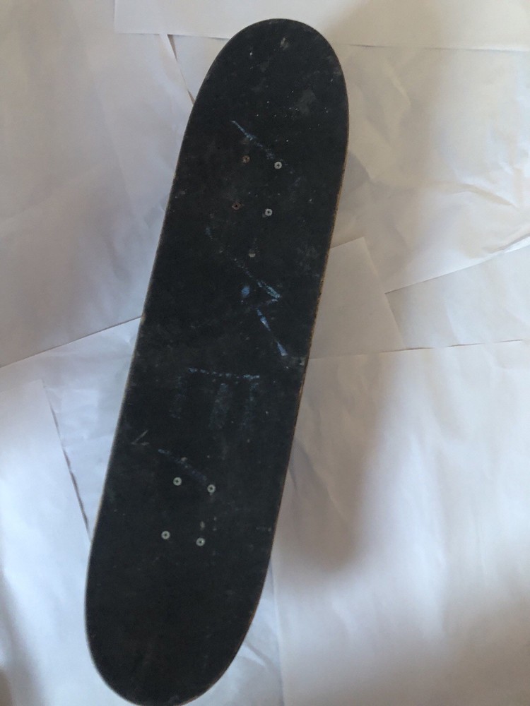 CHIYUANA . SKATE BOARD