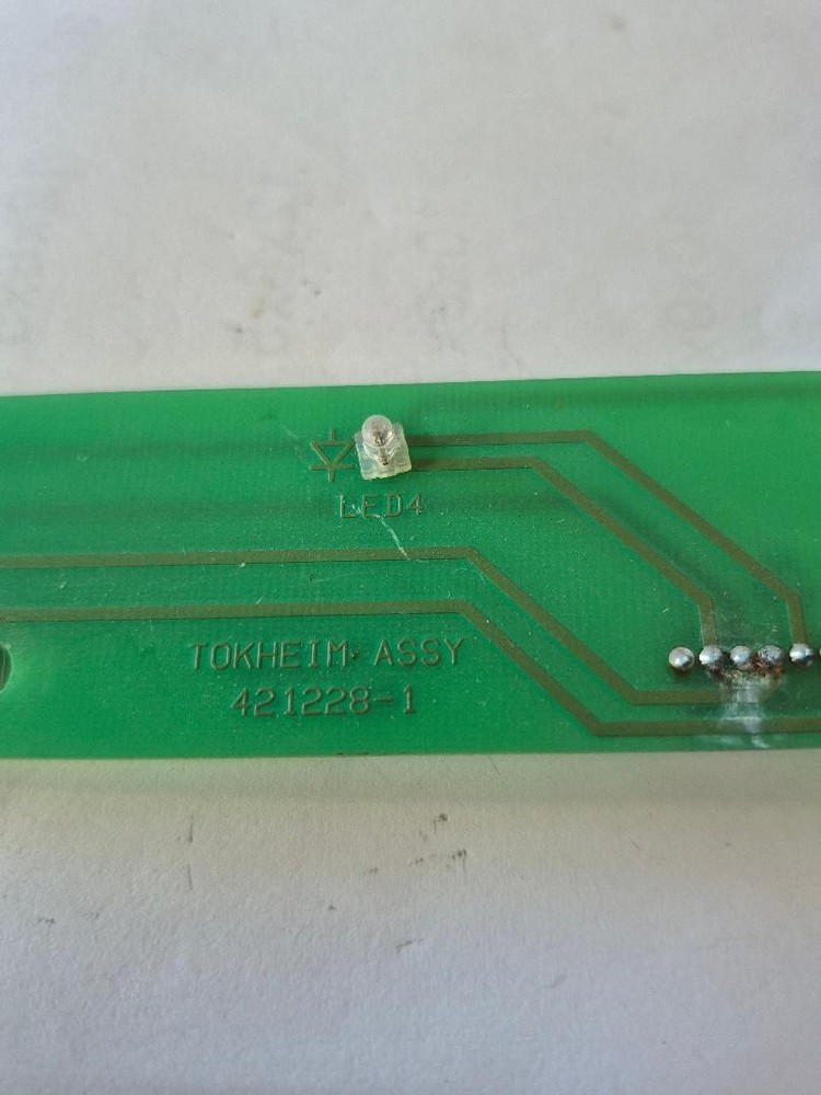421228-1 Premier LED