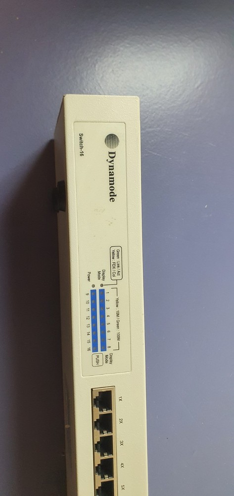 Dynamode SWitch 16,16-Port 10/100 Ethernet Switch, Network Equipment