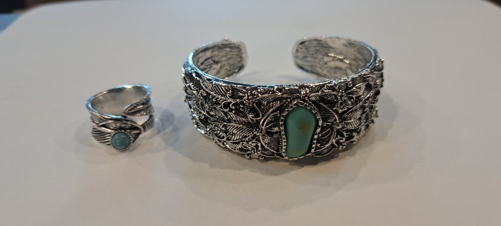 Turquoise  bracelet  and ring size 6 1/2
