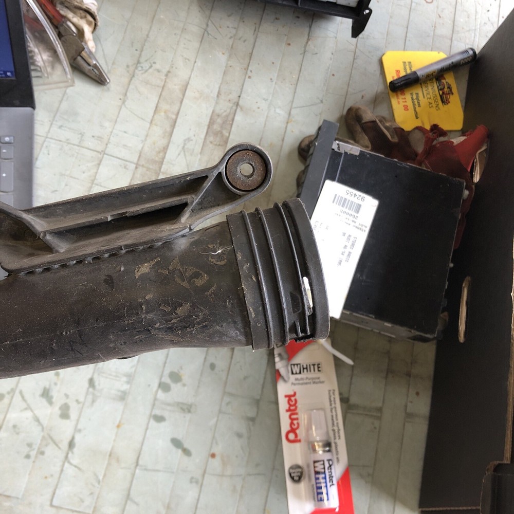 VW Audi intercooler pipe Box #64 1K0145762 Original