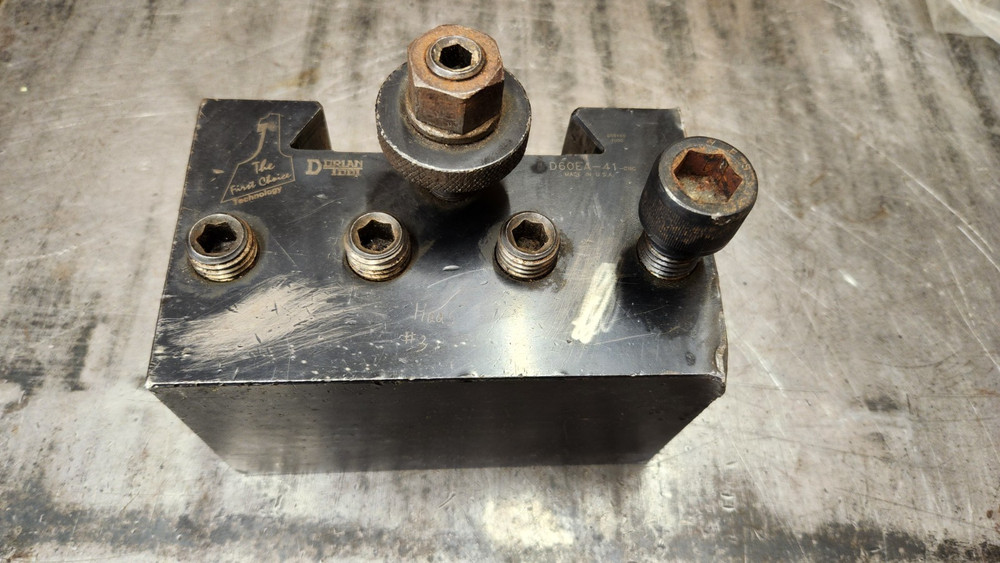 Dorian D60EA-41-CNC Quick Change 2-1/2" Boring Bar Tool Post Holder.