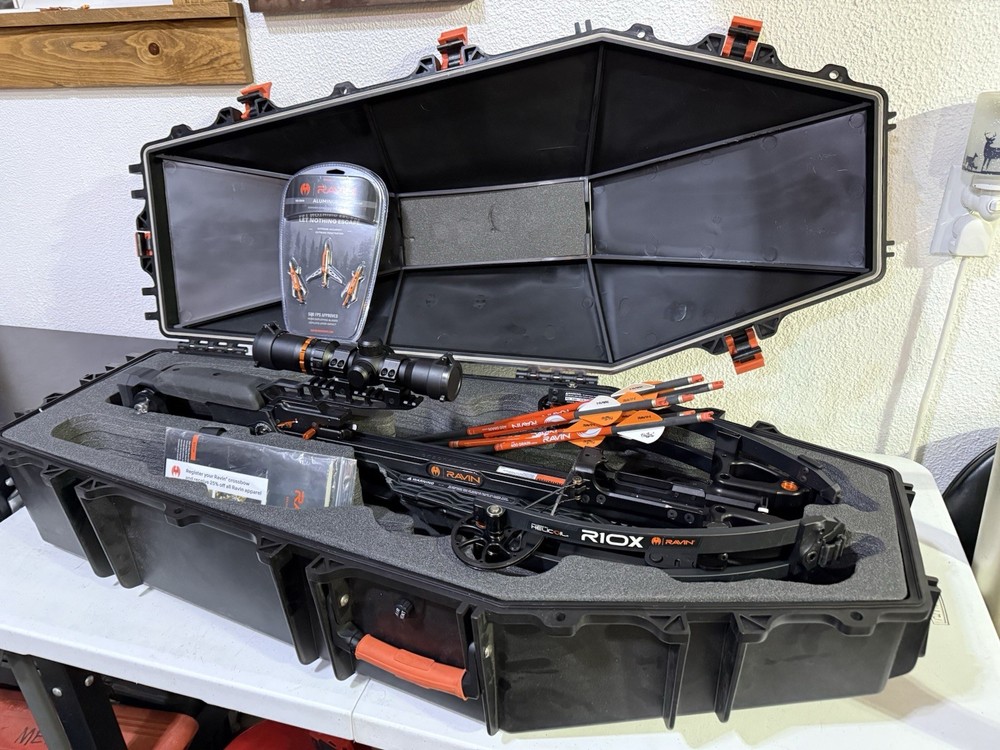 Ravin R10X Crossbow Package w/ Hard Case