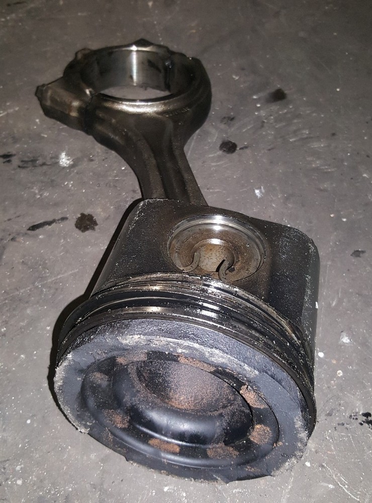 MAXXFORCE 13 ENGINE PISTON & CONNECTING ROD STU126011