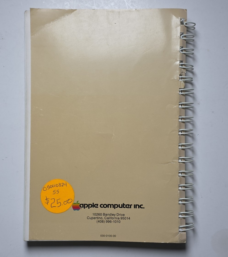 Apple II Pascal Operating System Reference Manual 1981 - spiral bound