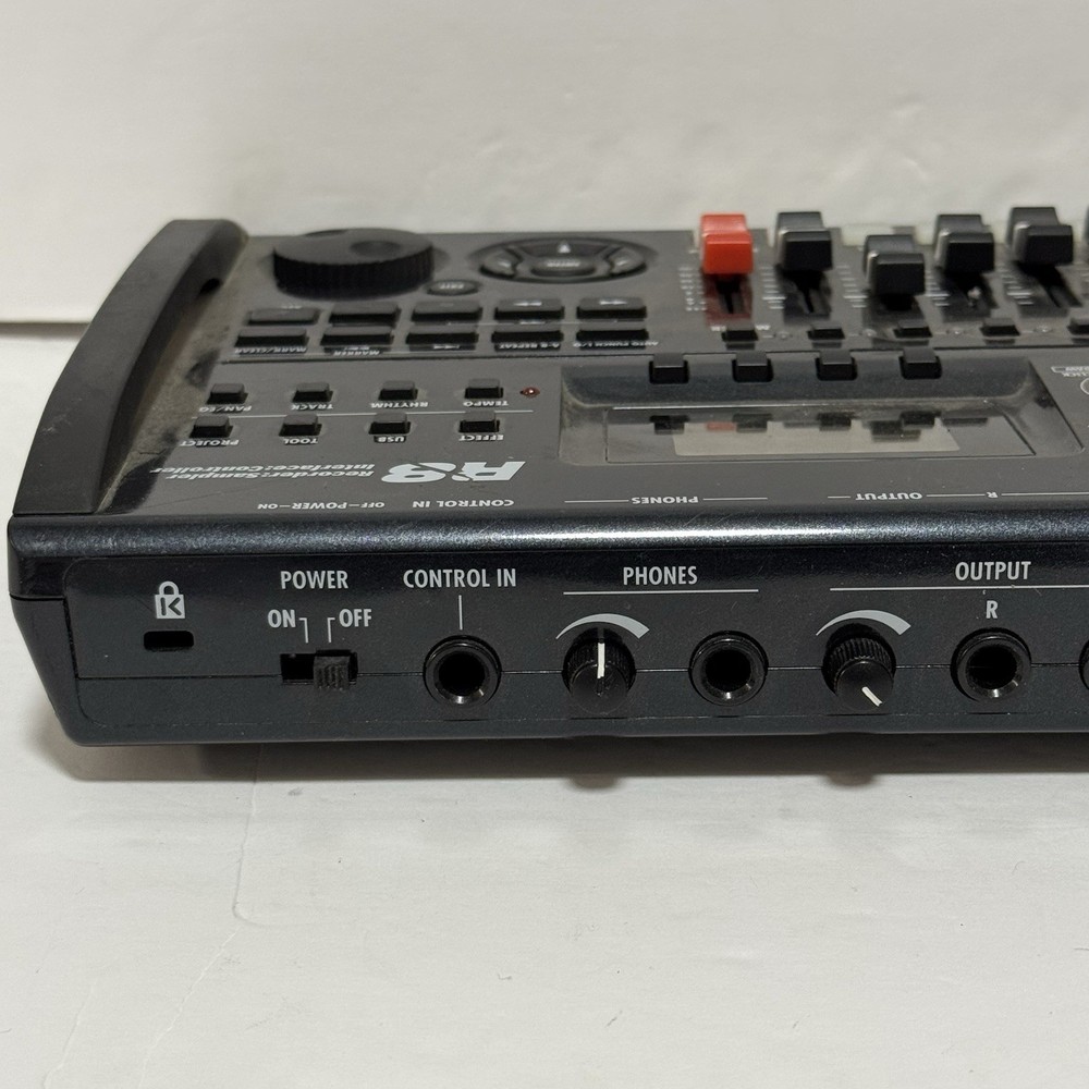 ZOOM R8 Multitrack 8 Track Digital Recorder