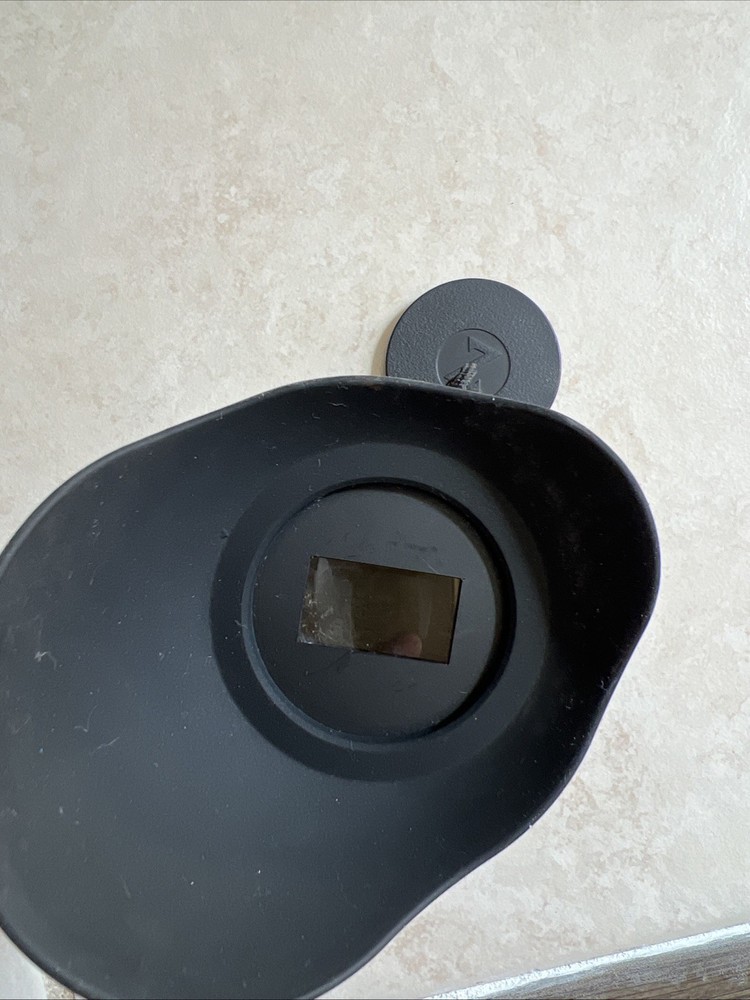 Zaguto Viewfinder Fits Canon
