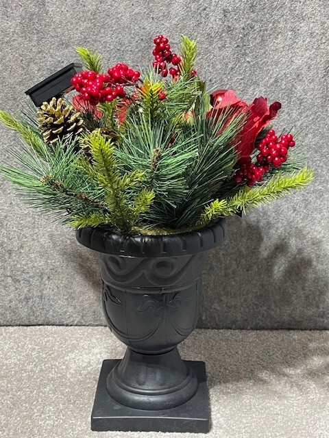 Christmas Solar Greenery with Urn 6x18