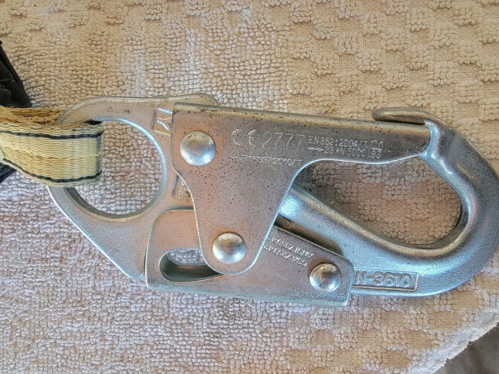 FallTech Duratech MINI 6' SRL Class 1 Cap. 130-310, Force: 1,800 lbs. July 2023