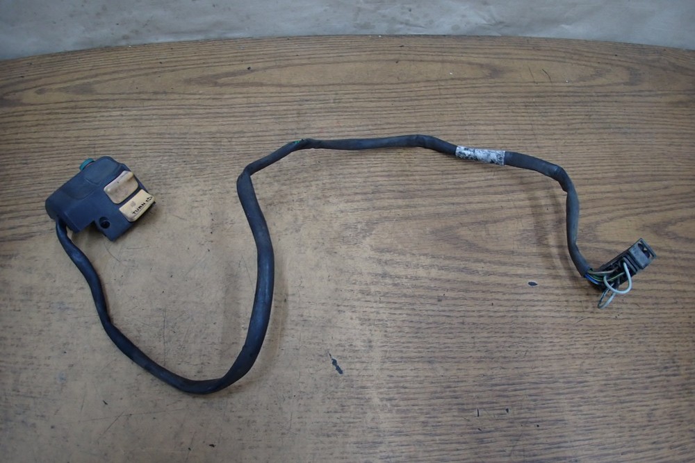 1994 BMW R1100RS RIGHT HAND SWITCH CONTROL BUTTON SEE DESCRIPTION