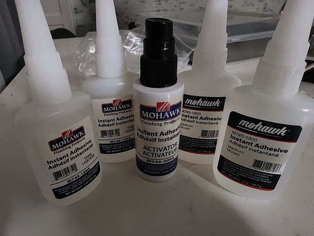 Mohawk Instant Adhesive Medium and Thin Liquid 2 Oz x 4 with Activator package