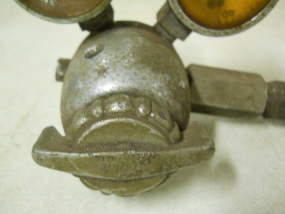 Linde Union Carbide Argon Regulator 509 CGA