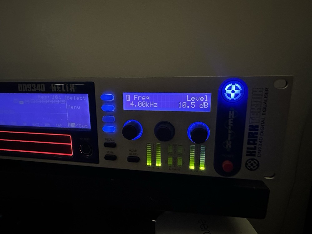 Klark Teknik DN9340 DIGITAL EQUALIZER WORKING GREAT