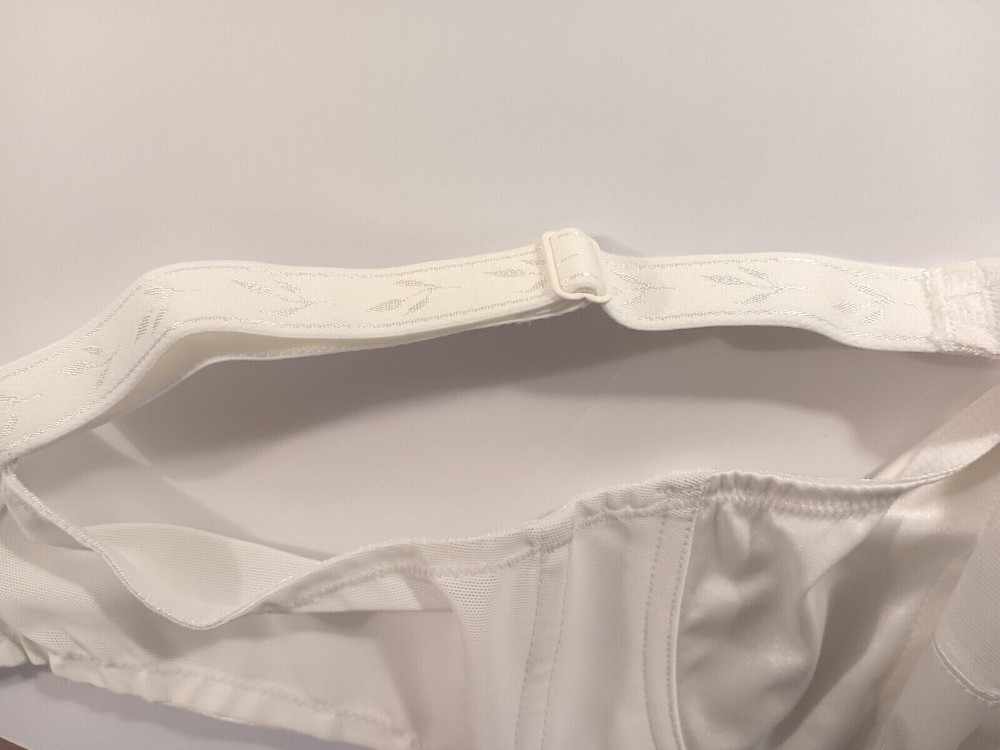 Goddess Elegance Lacy Underwire 5910 Bra NWT
