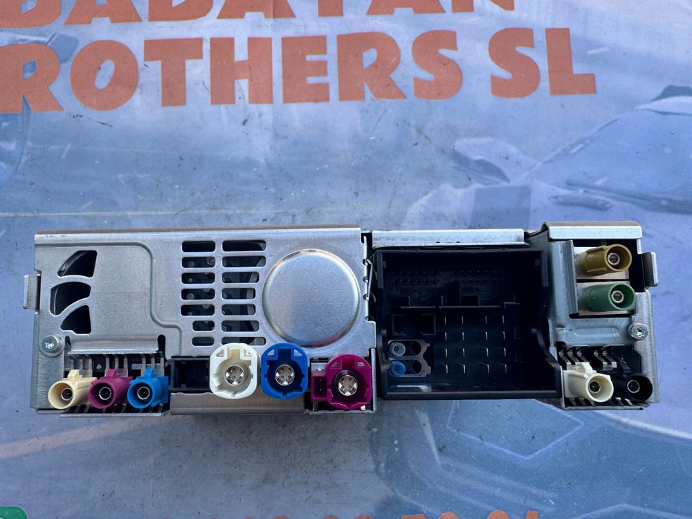 8798036 BMW Radio Navigation System