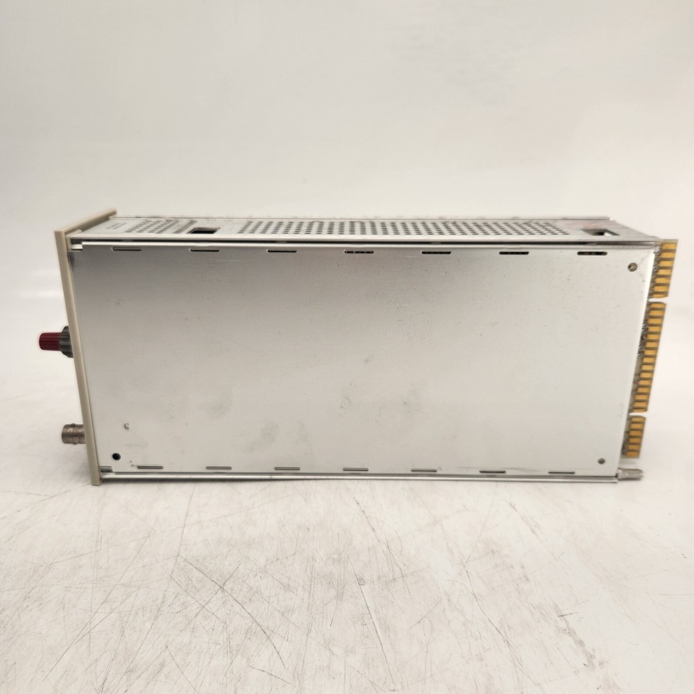 Tektronix DC 504 Counter/Timer | Powers On