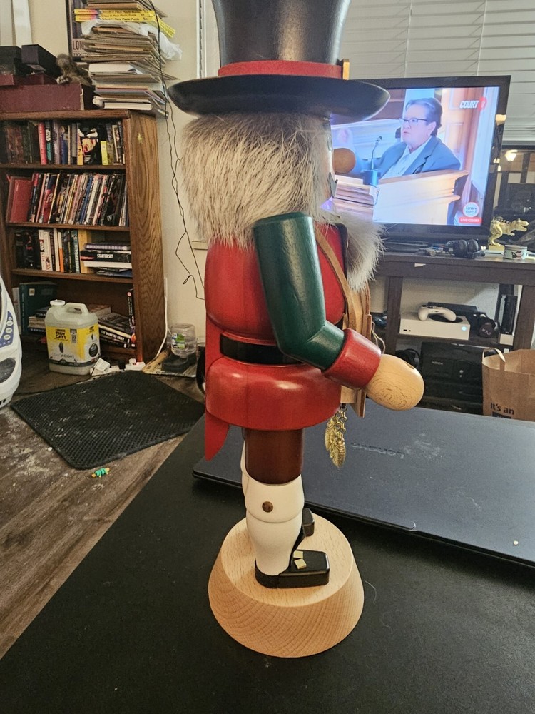 Straco GMBH Town Crier Nutcracker Rare Made in Germany- Missing Staff