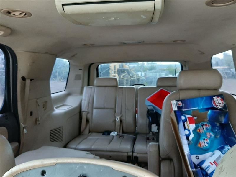 YUKON 2007 High Mounted Stop Light 541601