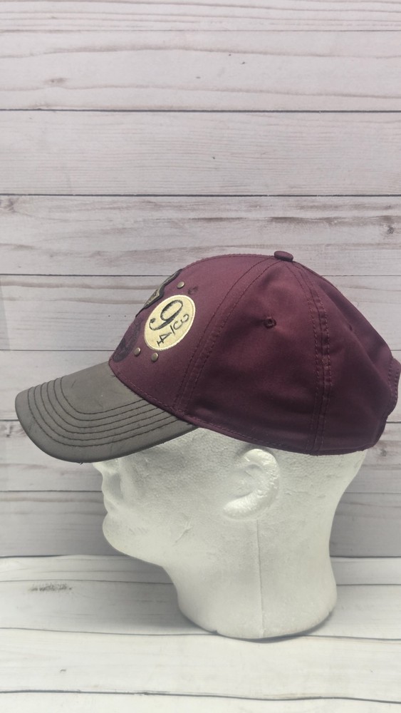 Harry Potter Hogwarts Crest Platform 9 3/4 Baseball Cap Maroon Strapback Hat