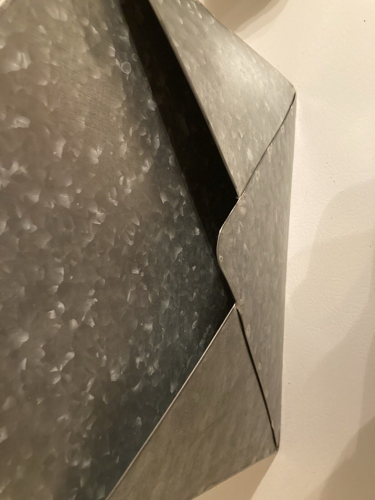 Retro Envelope Style Organizer