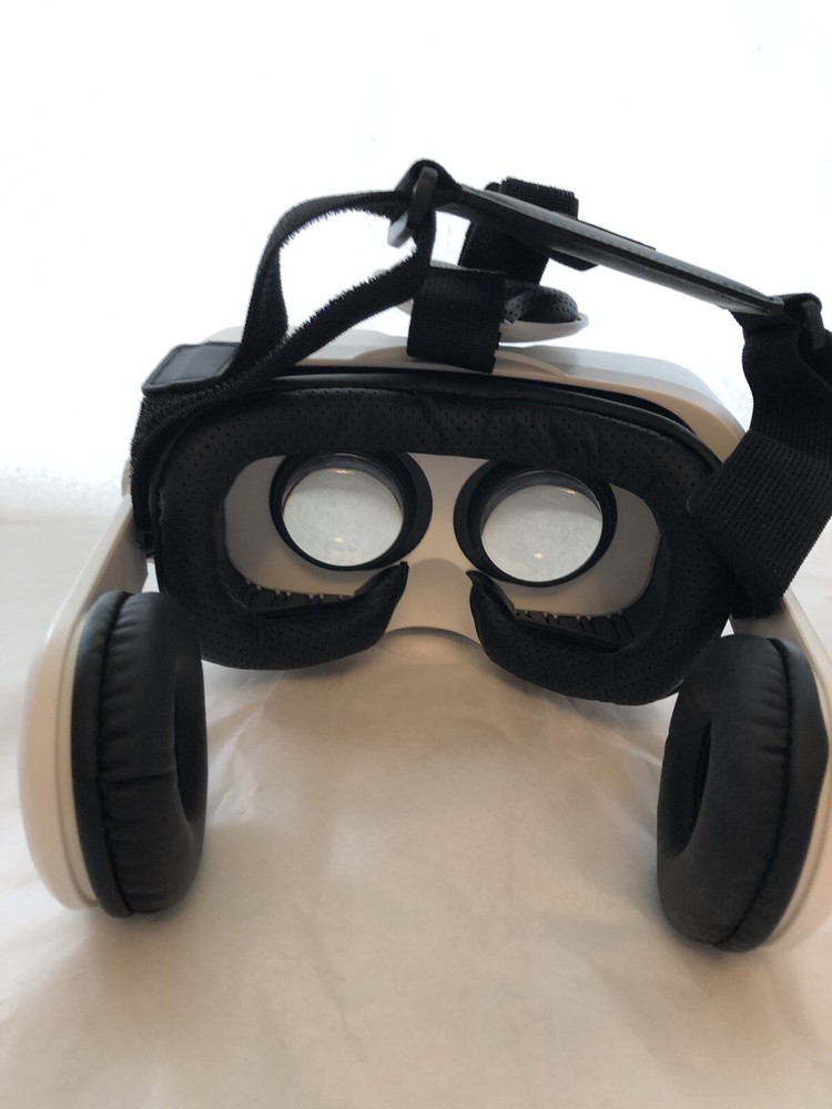 Virtual Reality Headset For Smartphones BOBO VR
